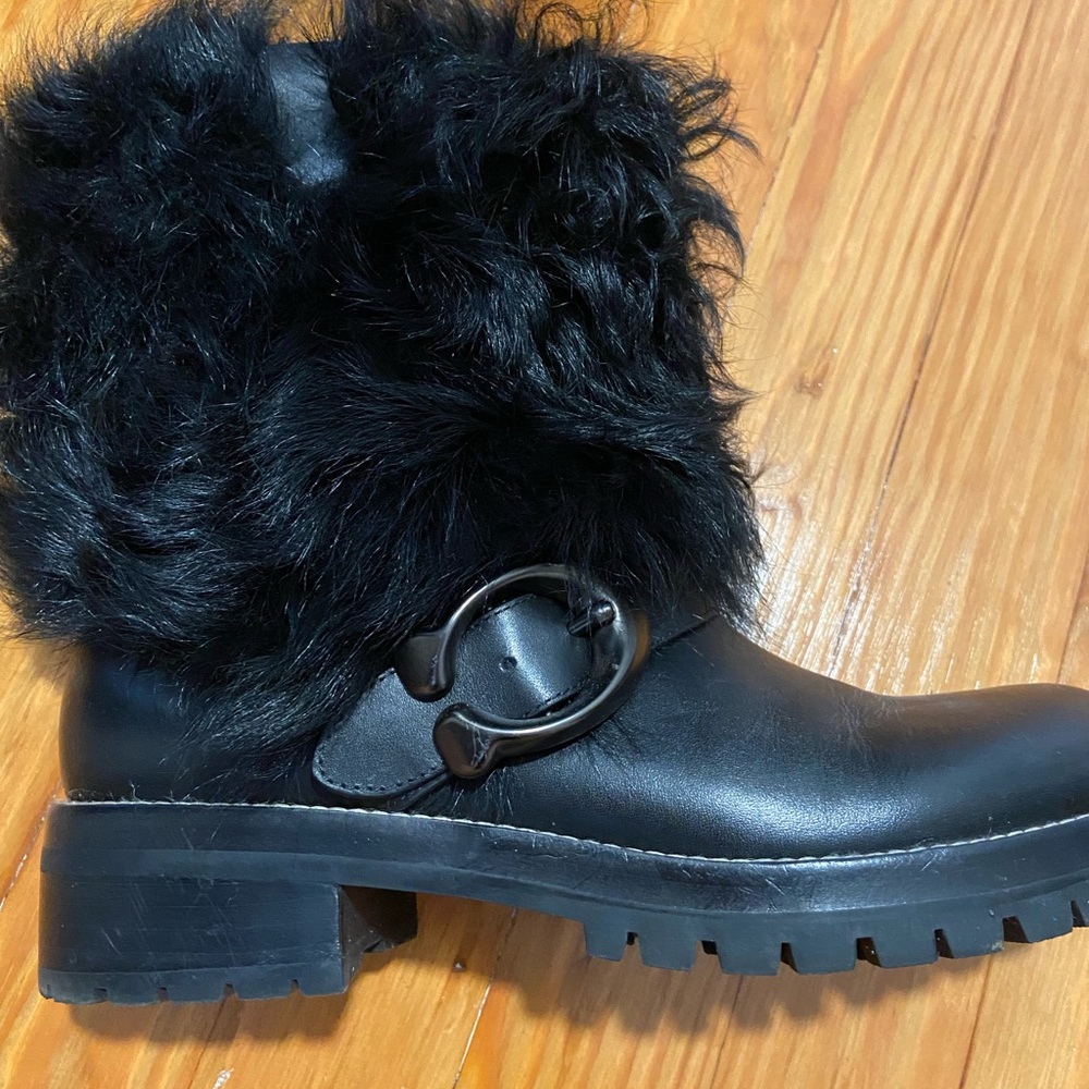 coach leighton lamb fur boots size 6.5